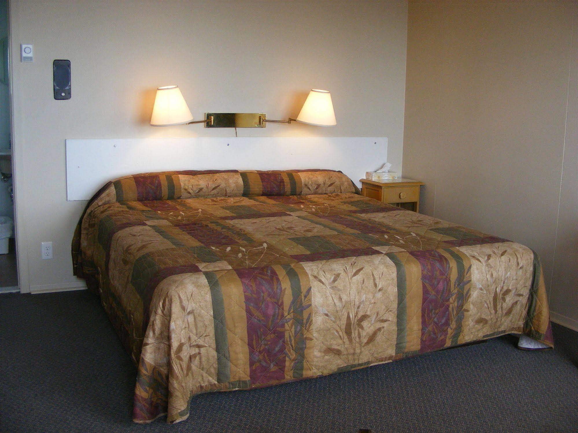Hotel Motel Bon Accueil Rivière-la-Madeleine Εξωτερικό φωτογραφία